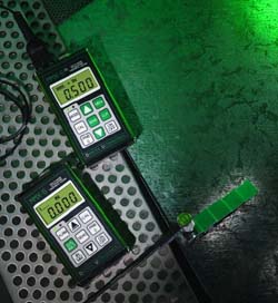 超聲波測厚儀圖片